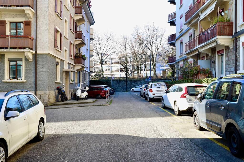 Comfortable, Very Well Located Between Train Station And Lake! Lausanne Bagian luar foto